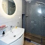 Mar Luxury コルフ島