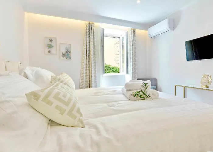Апартаменты Mar Luxury Corfu (city)