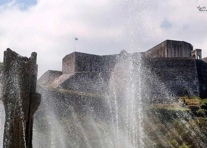 Mar Luxury Corfu (city)