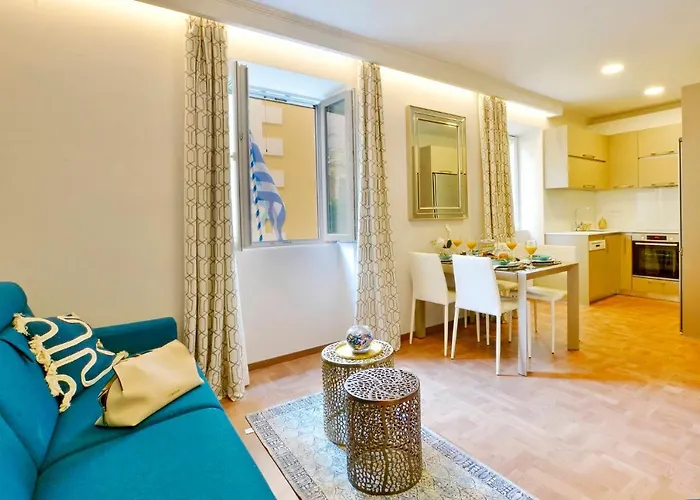 Mar Luxury *