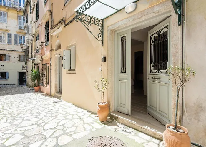 Mar Luxury * Corfu (city)